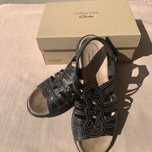 Clarks Women's Black Strappy Sandals